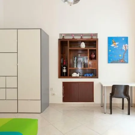 Holiday home Casa Vacanze Operazione San Gennaro Naples