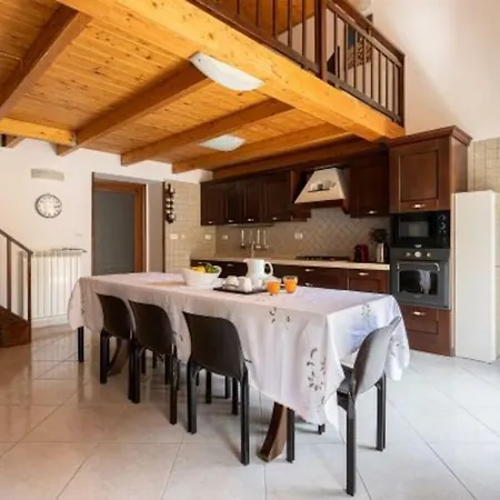 Casa Vacanze Operazione San Gennaro Holiday home Naples